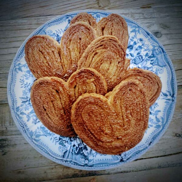 Cinnamon Palm heart french cake by Nina Métayer