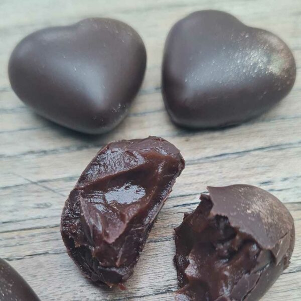 Chocolate praline fondant hearts by Nina Métayer