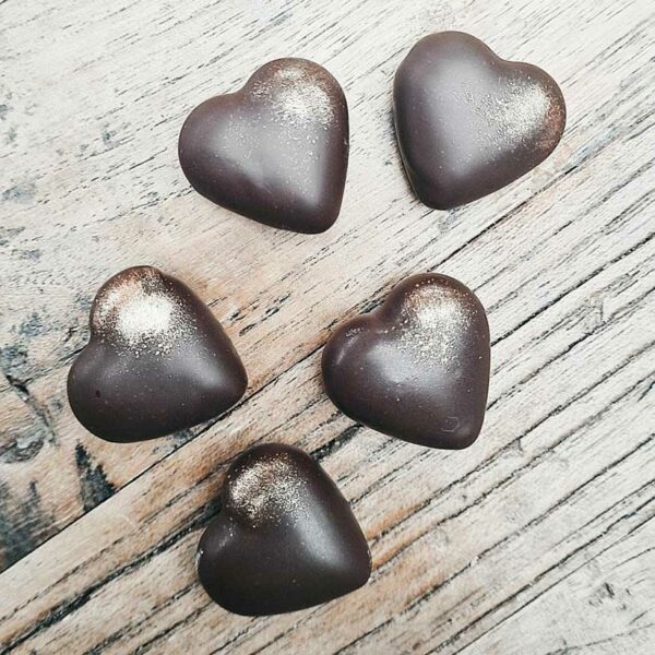Chocolate praline fondant hearts by Nina Métayer
