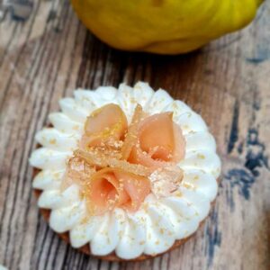 Quince tart by Nina Métayer