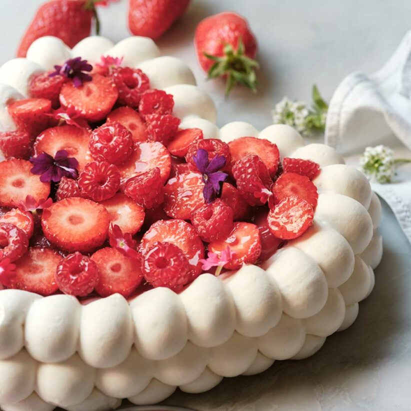Strawberry and raspberry pavlova by Nina Métayer