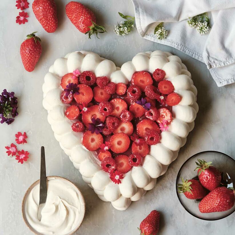 Strawberry and raspberry pavlova by Nina Métayer