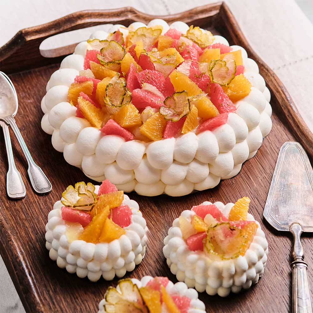 Citrus Pavlova by Nina Métayer