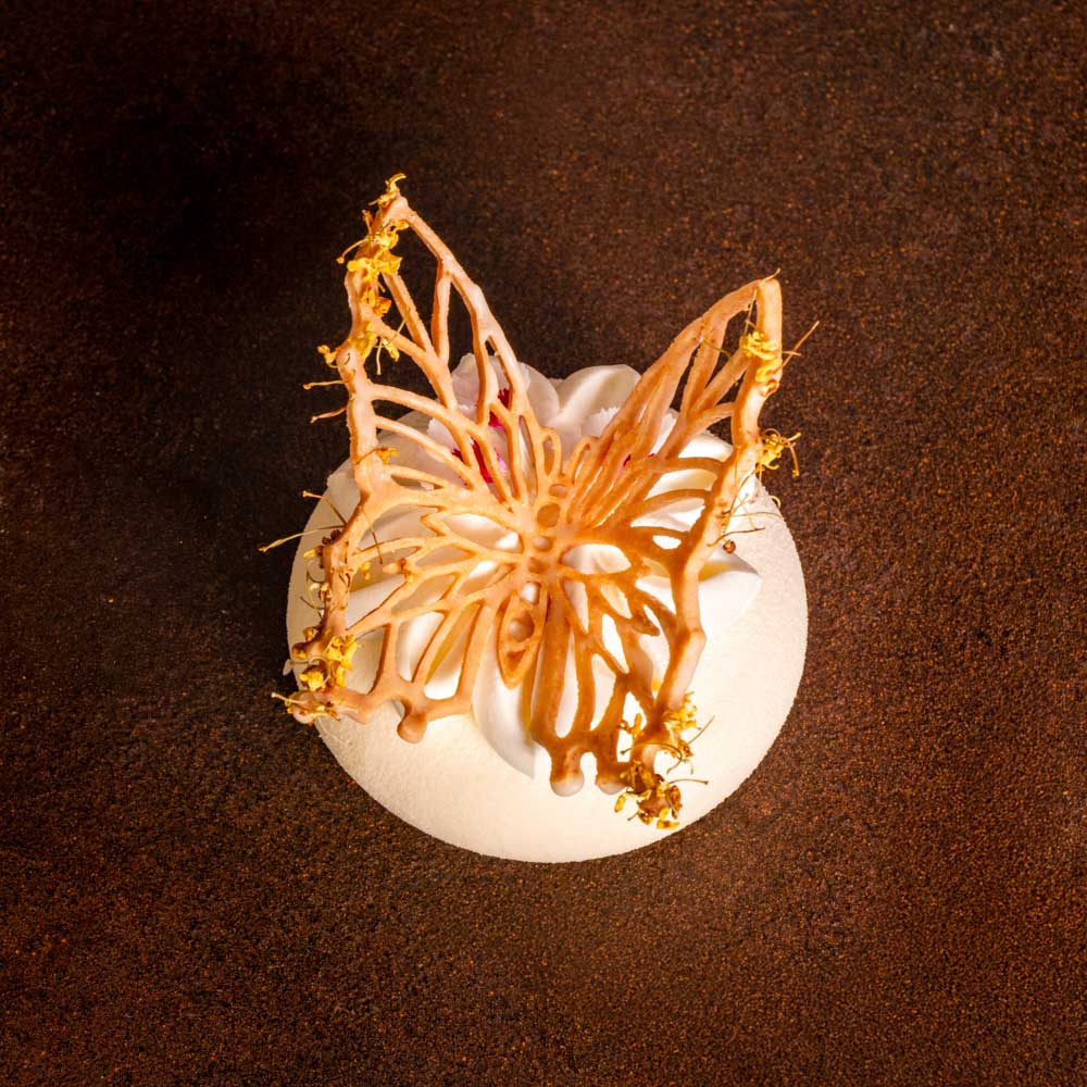 Floraison, entremets de Pâques par Nina Métayer