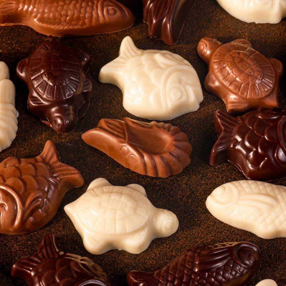 Box of Easter chocolates “frying” by Nina Métayer